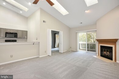 12902C Grays Pointe Rd unit 12902C, Fairfax, VA 22033 - photo 7