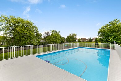 2815 Bluewater Cir unit 2, Naperville, IL 60564 - photo 5