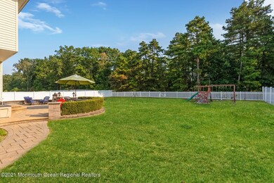 5 Saveria Ct, Howell, NJ4