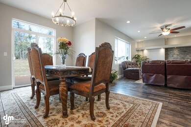 Dining Room_ELK04132-SMALL