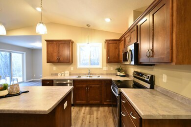 2000 20th St, Zumbrota, MN 55992 - photo 4