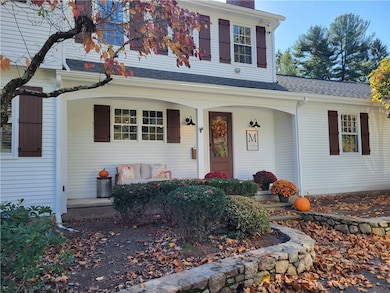 210 Cedar St, East Greenwich, RI 02818 - photo 4