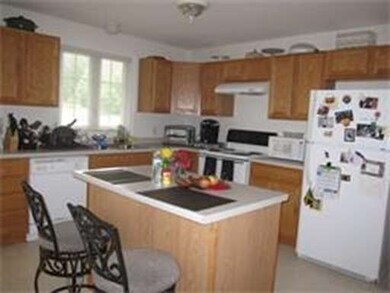 11 Buttercup Ln unit 11, South Grafton, MA 01560 - photo 4