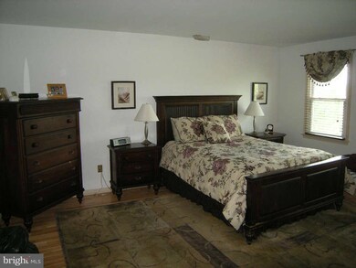 8624 Stableview Ct, Gaithersburg, MD 20882 - photo 7