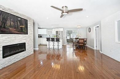 12 Checkerberry Ln, Shrewsbury, MA 01545 - photo 2