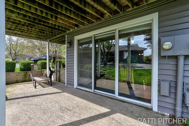 9-web-or-mls-618-edgewater-dr