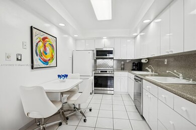 Carriage Club South unit 5G, Miami Beach, FL 33140 - photo 7