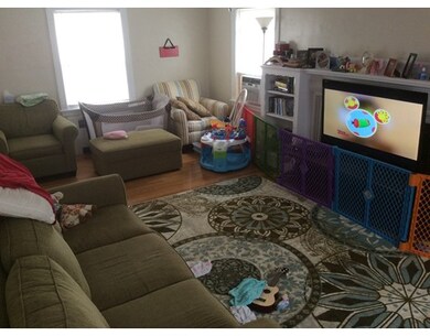 79 Warren St unit 79, Waltham, MA 02453 - photo 4