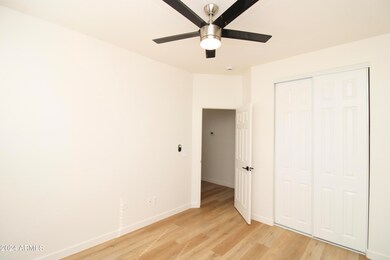 5756 E Flossmoor Cir, Mesa, AZ 85206 - photo 7