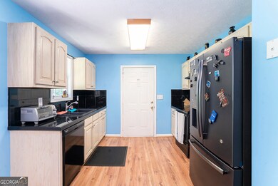 5214 Happy Hollow Ct, Lula, GA 30554 - photo 7