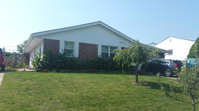 2853 Chesfield Dr, Columbus, OH 43204 - photo 2