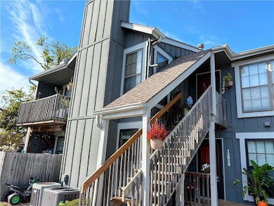 12641 W 110th Terrace, Overland Park, KS 66210 - photo 2