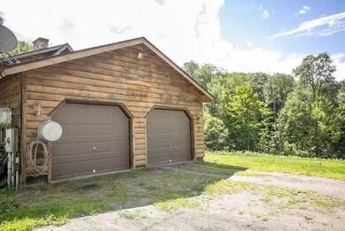 439 Wilder Hill Rd, Shelburne Falls, MA 01370 - photo 3