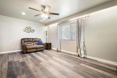 1003 Princeton Place, Cleburne, TX 76033 - photo 4