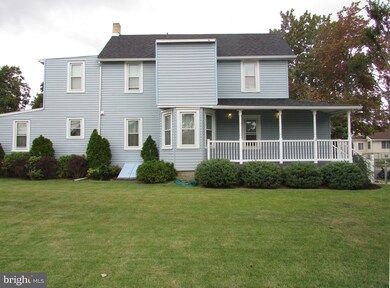 302 Lagrange Ave, Essington, PA 19029 - photo 3