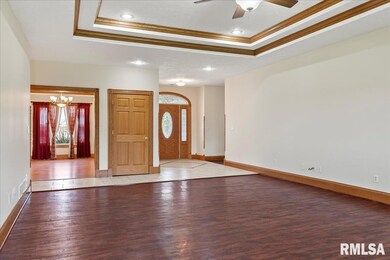 429 James Creek Ln, Jacksonville, IL 62650 - photo 7