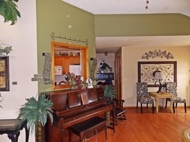 508 W Chestnut Rd, Nixa, MO 65714 - photo 7