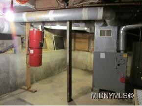 Gas/forced air furnace 2007