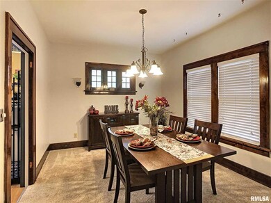 1911 Farnam St, Davenport, IA 52803 - photo 6