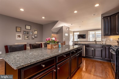 1807 Honeysuckle Ct, Downingtown, PA 19335 - photo 3