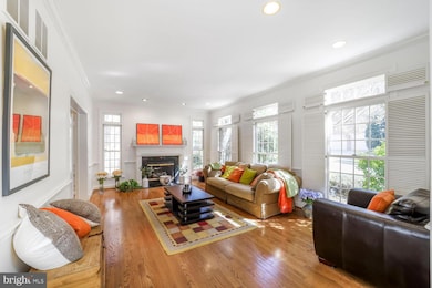 5119 Warren Place NW, Washington, DC 20016 - photo 4