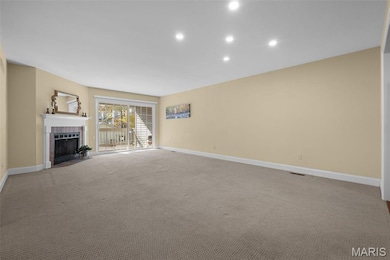 5465 Kenrick Parke Dr, Saint Louis, MO 63119 - photo 5