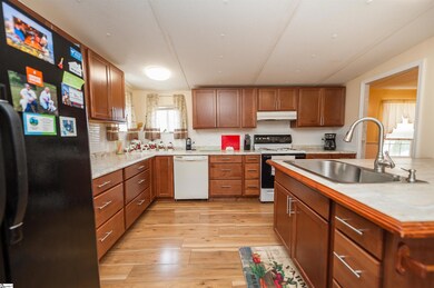 470 New Hope Church Rd, Enoree, SC 29335 - photo 3