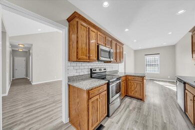 209 Gladys Dr, Shelbyville, TN 37160 - photo 7