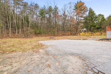 1119 Mammoth Rd, Pelham, NH 03076 - photo 4