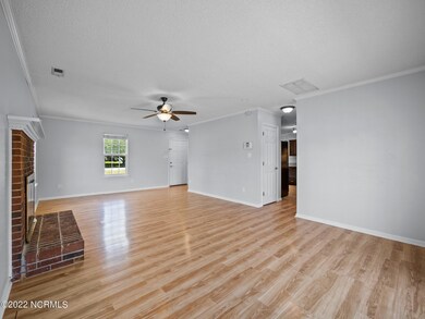 2712 Northwoods Dr, Jacksonville, NC 28540 - photo 5