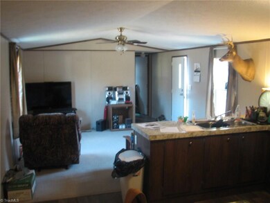 5433 Millie Ln, Asheboro, NC 27205 - photo 2