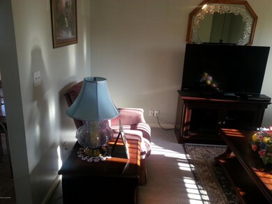 8401 Cloverport Dr, Louisville, KY 40228 - photo 5