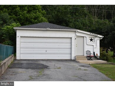 9 S Tamaqua Dr, Tamaqua, PA 18252 - photo 3