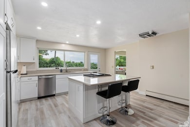 27 W Princeton Dr, Midvale, UT 84047 - photo 4