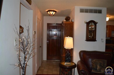 2102 SW 66th St, Topeka, KS 66619 - photo 4
