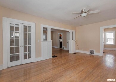 2004 Iowa St, Davenport, IA 52803 - photo 6