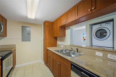 Havana Lofts Condo unit 401, Miami, FL 33128 - photo 5