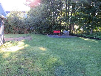 6 Mcfarland St, Gorham, NH 03581 - photo 4