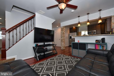 831 Martin Rd, Essex, MD 21221 - photo 3