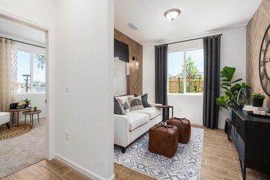 1884 N Apricot Ave, Fresno, CA 93727 - photo 6