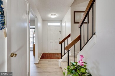 13930 Gunners Place, Centreville, VA 20121 - photo 6