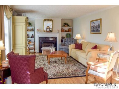 Large Living Room With Gas Fire Place