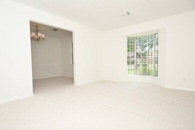 9951 Kirkdale Dr, Houston, TX 77089 - photo 3