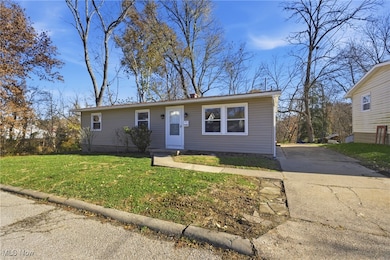 512 Maple St unit A, Parkersburg, WV 26101 - photo 2