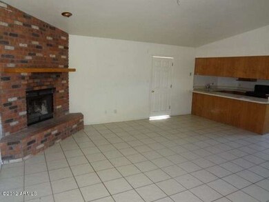 023-184310 - LivingRoom-DiningRoom1