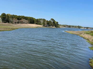 12 Crestwood Ln, Dennis Port, MA 02639 - photo 3