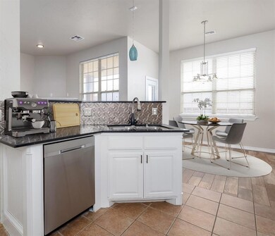 1124 Glen Eagles Ct, Norman, OK 73072 - photo 5