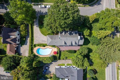 1452 County Line Rd, Bryn Mawr, PA 19010 - photo 2