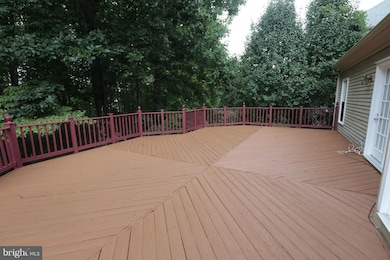 3658 Thomasson Crossing Dr, Triangle, VA 22172 - photo 5