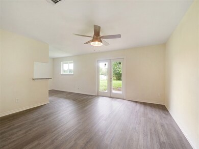 10502 Woodwick St, Houston, TX 77016 - photo 7